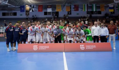 Mazarrón corona a los campeones de la Copa Presidente de fútbol sala