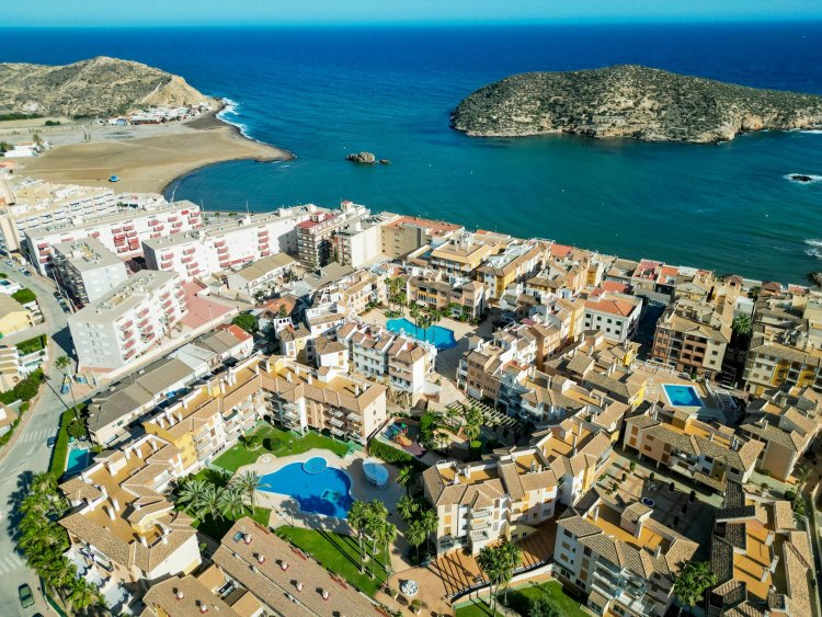Mazarrón y Águilas se queda al límite: la red eléctrica podría frenar 700 nuevas viviendas