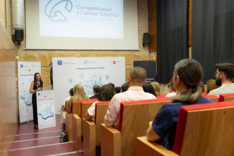 La Comunidad afronta una nueva etapa del Sistema de Calidad en Destinos tras consolidar una red cercana al millar de servicios turísticos