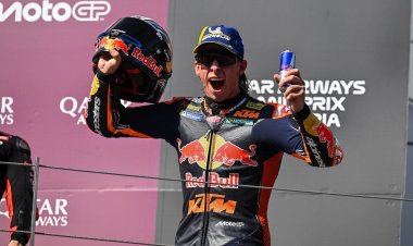 Pedro Acosta logra su primera victoria en MotoGP