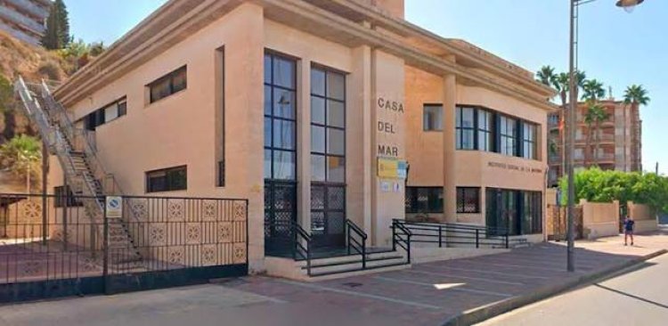 Mazarrón reúne a cinco alcaldes para debatir la descentralización de los municipios