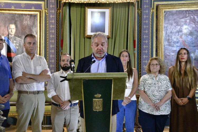 Ginés Campillo muestra su apoyo a Ceuta