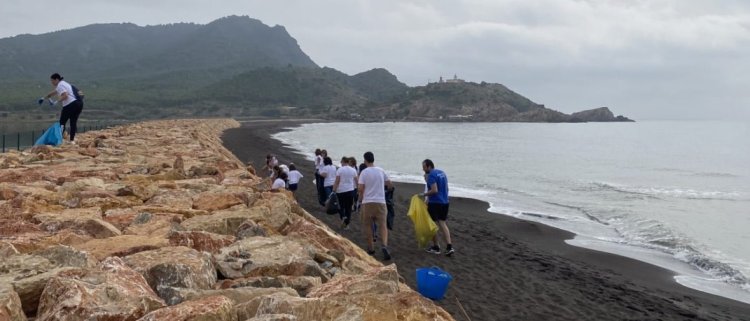 Mazarrón se queda fuera de las actividades del Día Internacional de la Limpieza de Costas