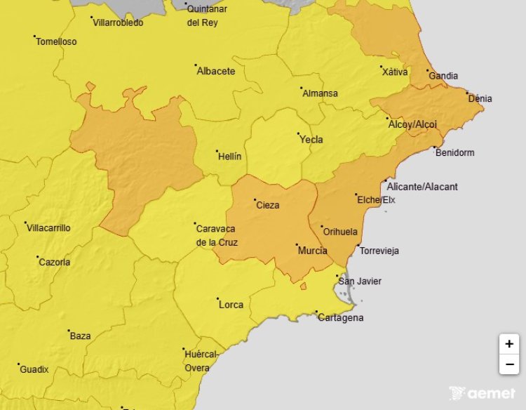 El Centro de Coordinación de Emergencias ha gestionado, desde esta noche y hasta el mediodía, 93 asuntos relacionados con las lluvias y tormentas