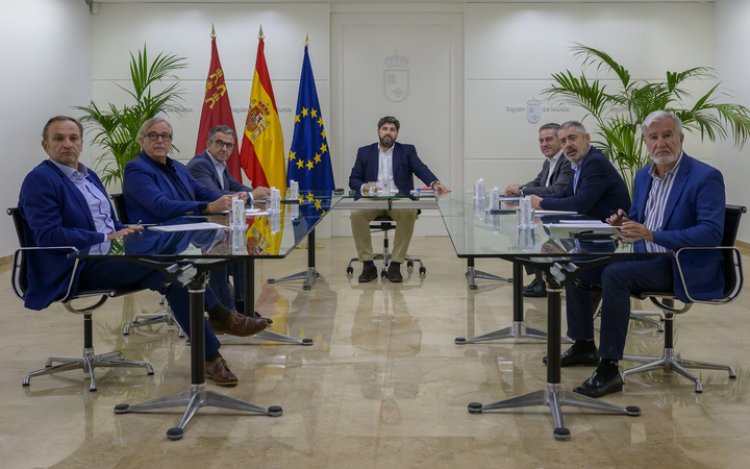 El Gobierno regional inyecta 12 millones de euros al sector agrario en el nuevo Plan de Apoyo