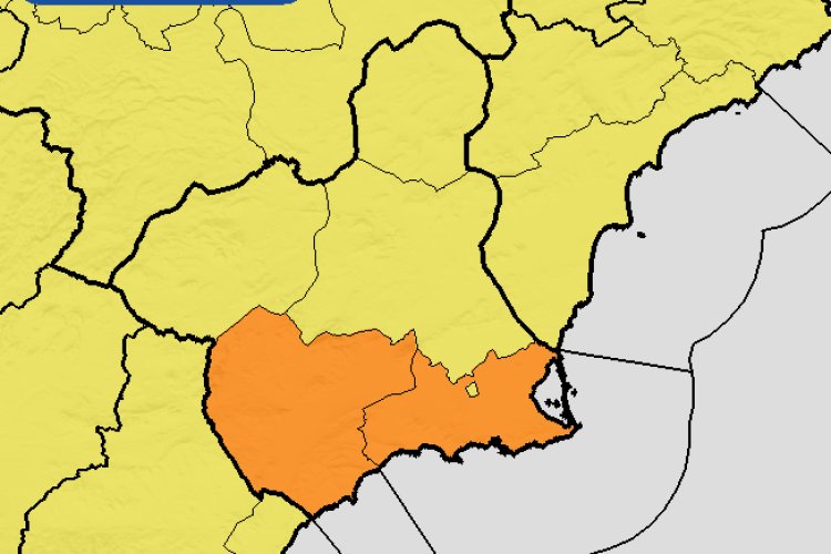 La AEMET advierte de nivel naranja por lluvia mañana sábado en el Campo de Cartagena y Guadalentín, donde se esperan 30 litros por metro cuadrado en una hora.