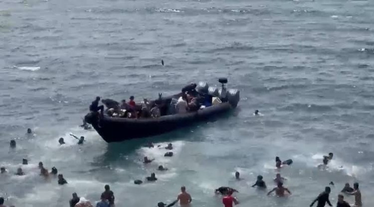 La llegada de una patera a Cartagena termina con el hallazgo de un fallecido